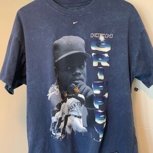 Nike Men's Blue Graphic T-Shirt